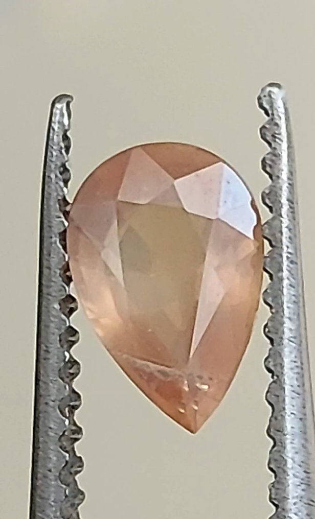 Sapphire  - 1.26 ct - Antwerp Laboratory for Gemstone Testing (ALGT) #2.1