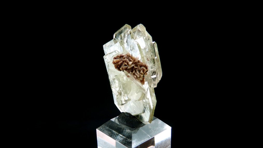 Baryte -  Cerro Warihuyn, Miraflores, Andes, Peru - Height: 3.4 cm - Width: 2.8 cm- 12 g #4.3