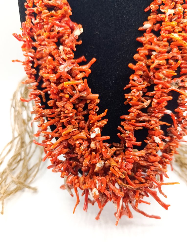 Κοράλλι - Μεσογειακό κοράλλι και βαμβάκι. - Κολιέ #2.1