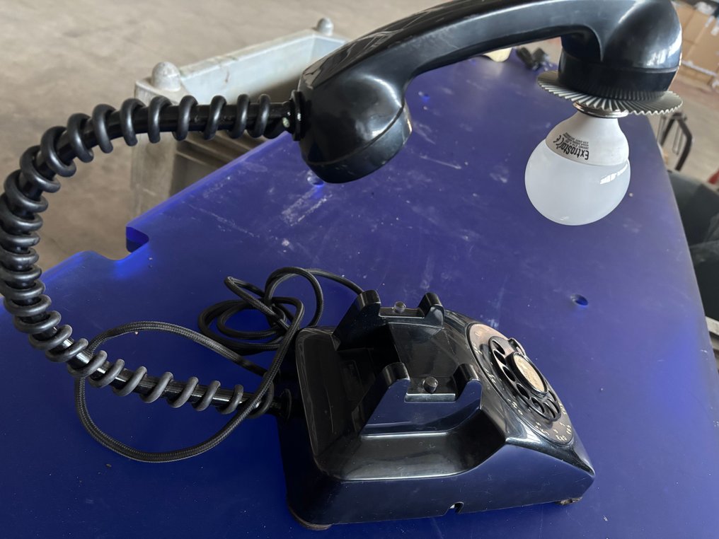 Western Electric H0 - Elektronik (1) - Diskodisk telefon omdannet til lampe; tekstilkabel og vintage-stik; fungerer som lampe #4.3