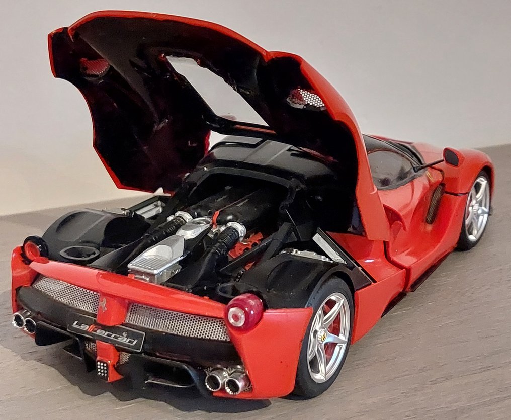 Tamiya 1:24 - Model car - Ferrari LaFerrari #1.0