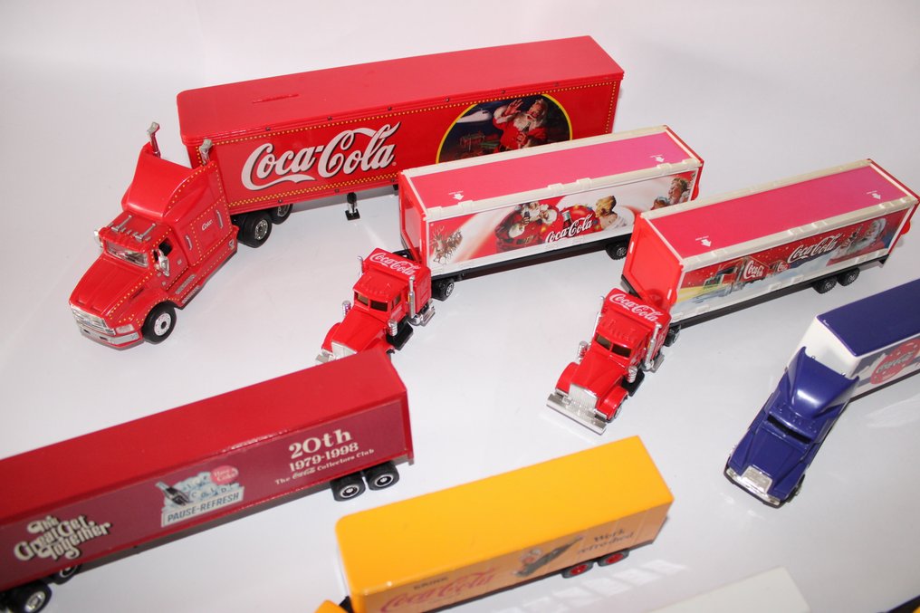 Siku 1:43 - Miniatura de camião (8) - 8 verschillende Coca-Cola vrachtwagens #1.0