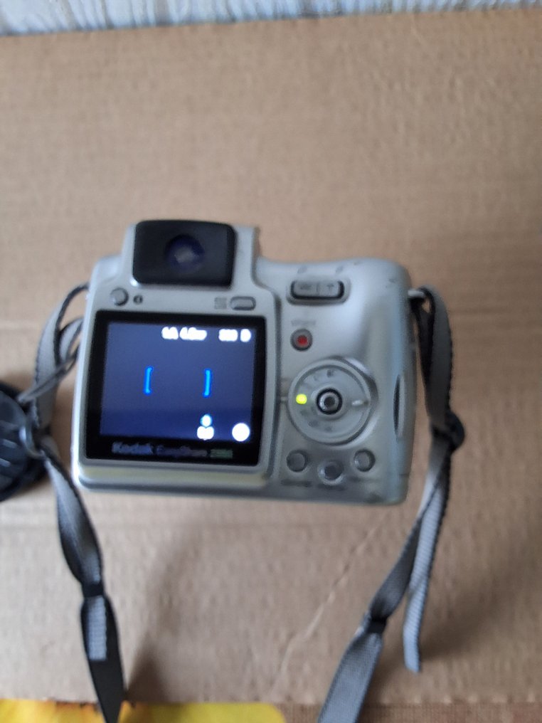 Kodak EasyShare Z650 Digital compact camera #1.0