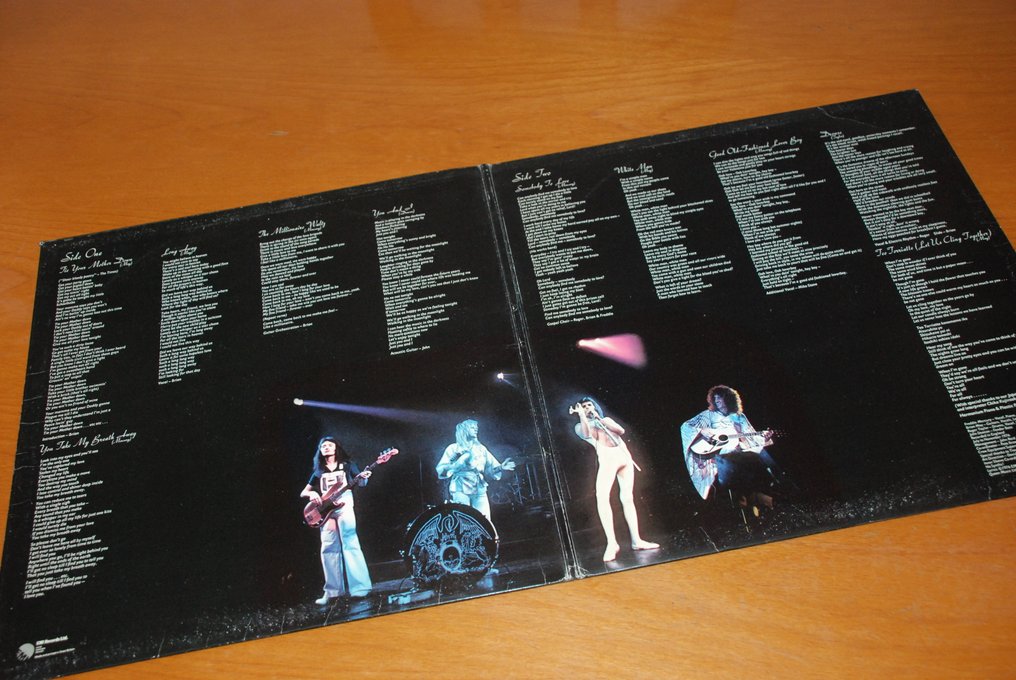 Queen - A DAY AT THE RACES - LP - Prima stampa - 1976 #1.0