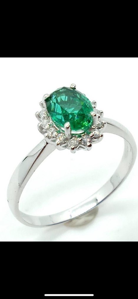 Nincs minimálár - Gyűrű - 18 kt. Fehér arany Smaragd - Gyémánt #3.2