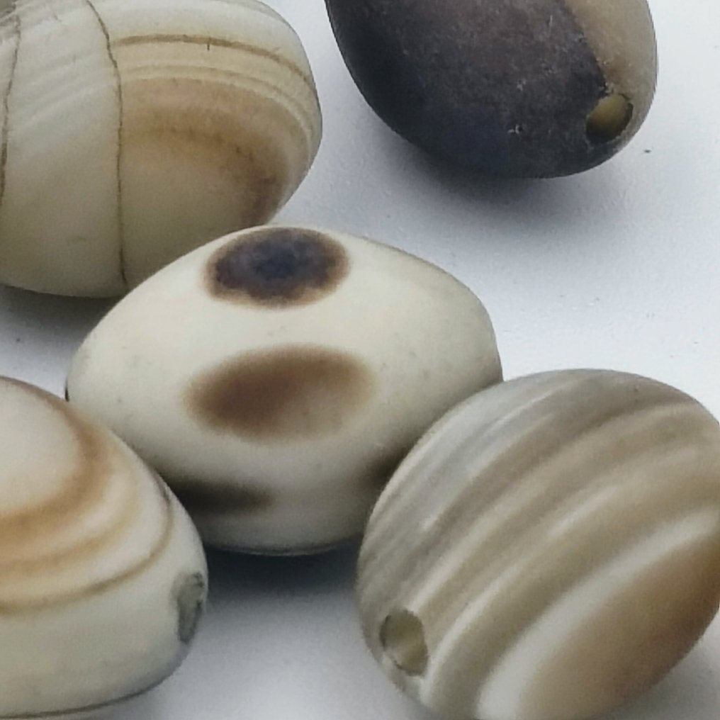 古藏语/尼泊尔语 Banded Agate 珠子护符 - 19 mm  (沒有保留價) #4.3