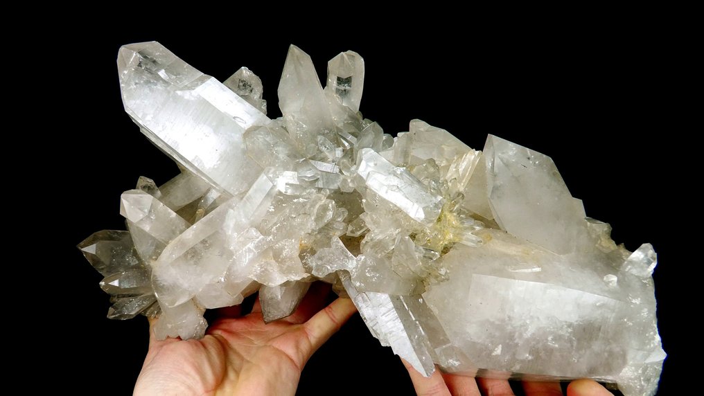 Quartz with schist inclusions - Arkansas, United States - Height: 33 cm - Width: 17 cm- 6200 g #2.1