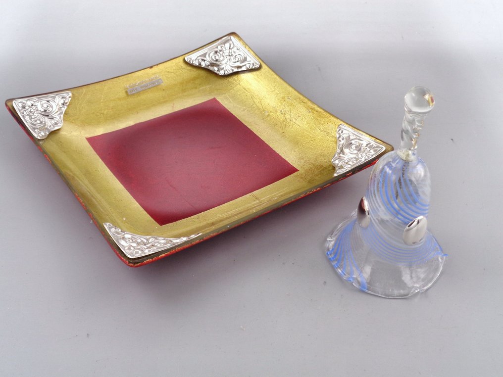 PG-MIANI Argenteria - Statuetta, campanella con vassoietto - 2.5 cm - .925 argento, e vetro di Murano colorato #2.1