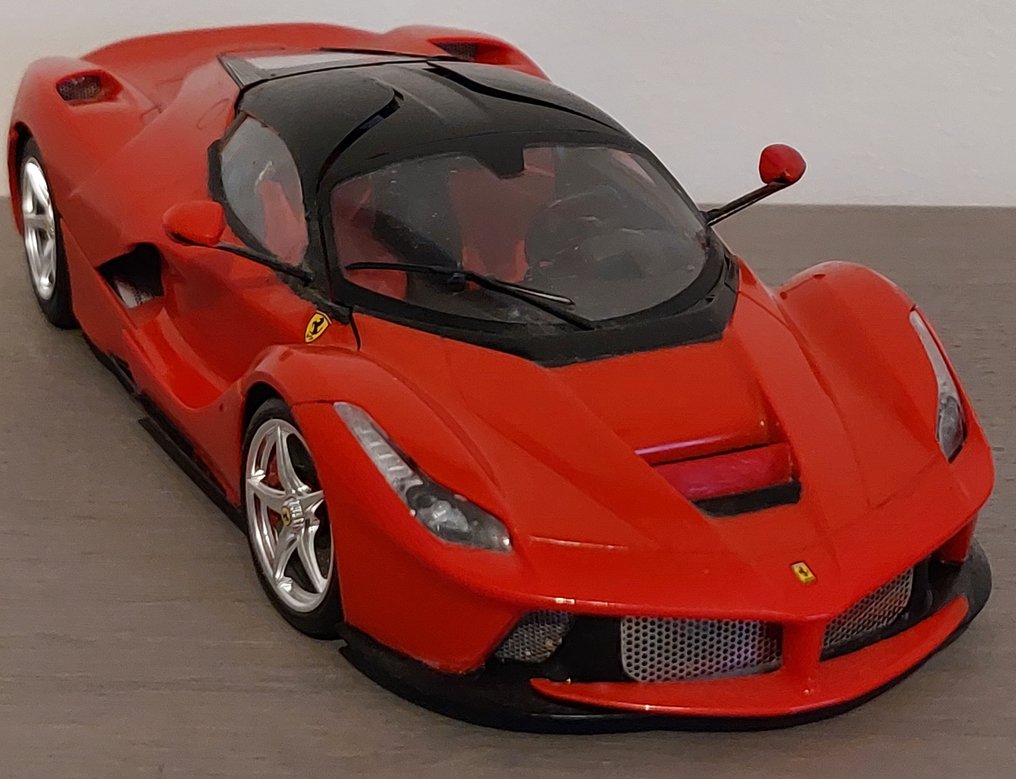 Tamiya 1:24 - Model car - Ferrari LaFerrari #1.0