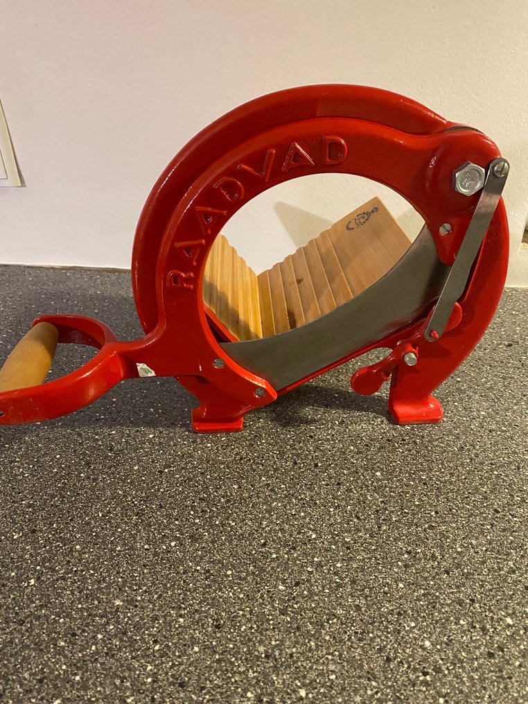 Raadvad - Ove Larsen - Bread slicer -  294 - Cast iron #2.1