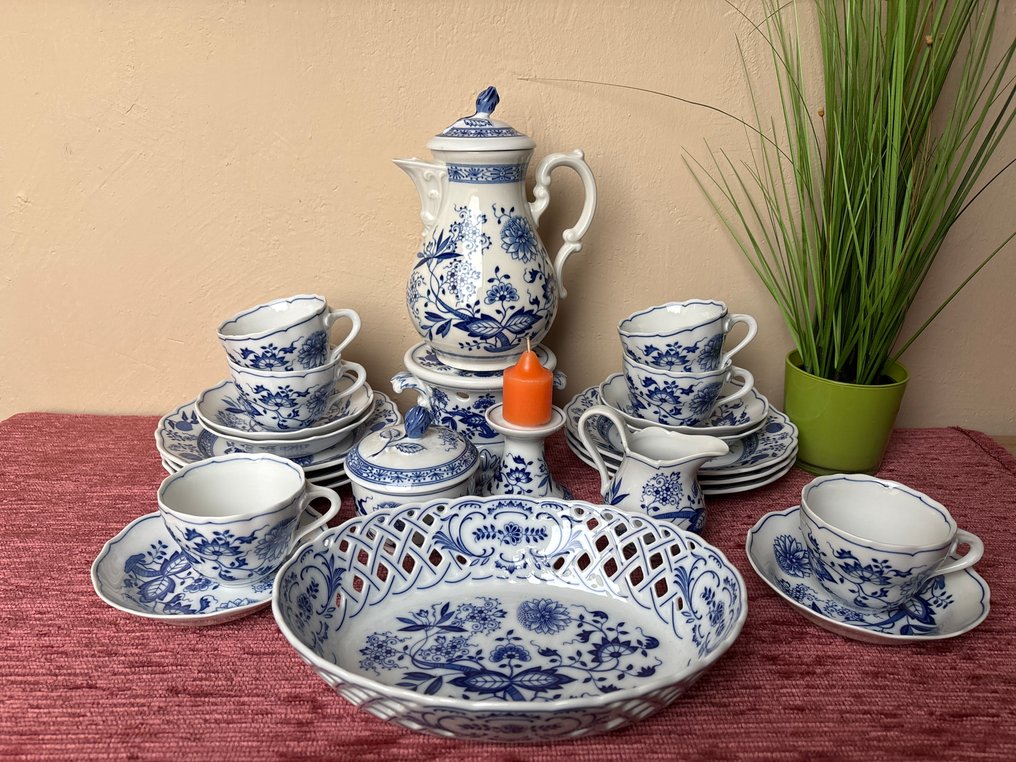 Hutschenreuther, Zwiebelmuster - 6 fős kávészett - Porcelán, Újszerű állapot #1.0
