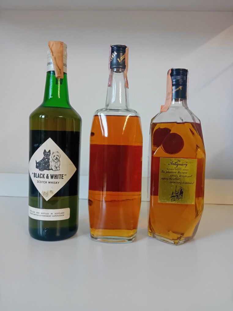 Black & White + Langs 5yo + The Antiquary 12yo  - b. 1980s, 1970s - 75cl - 3 bottles #1.0