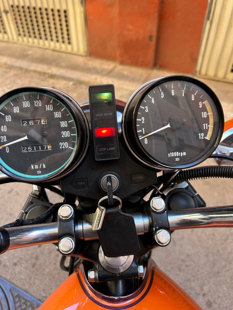 Kawasaki - Z650 - 1977 #4.3