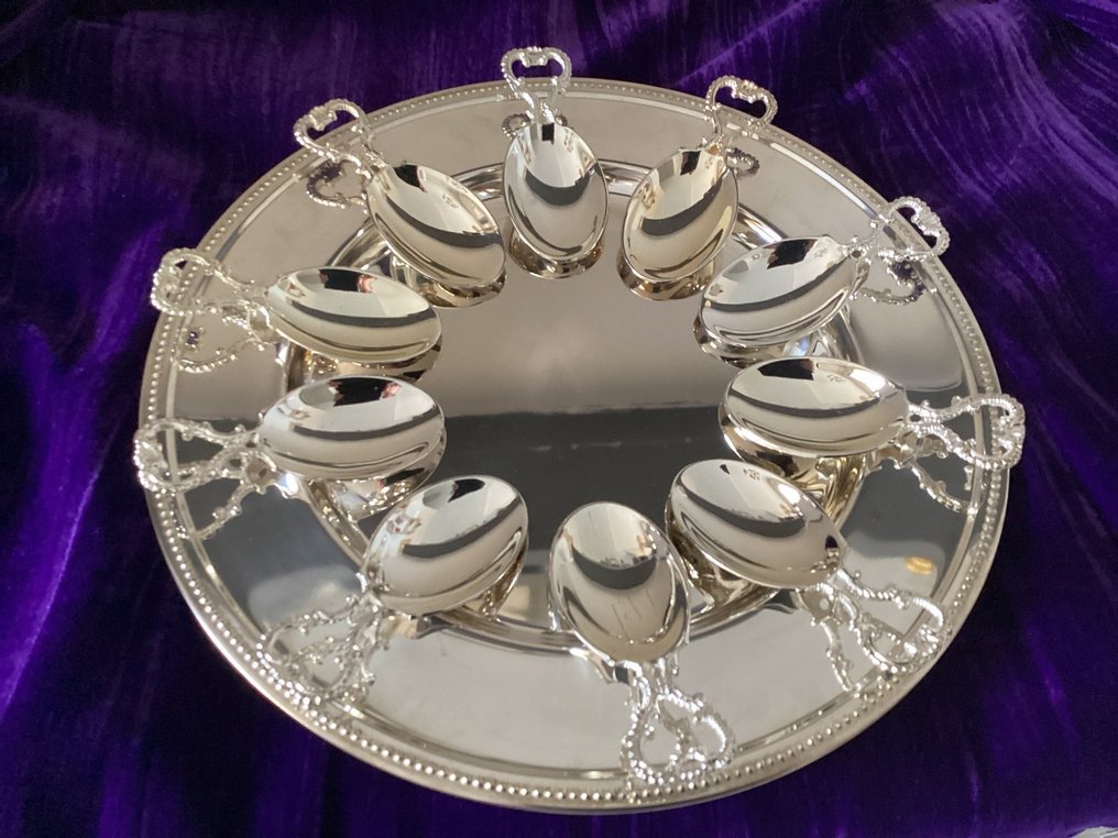 Laddningsplatta - Silverpläterad - 10 amuselepels #1.0