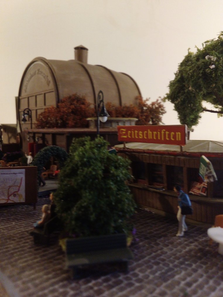 Faller, Heki, Noch, Preiser H0 - 模型火車風景 (72) - 巨型啤酒桶 Dürkheimer，细节丰富，1998年型号，独家款式。 #3.2