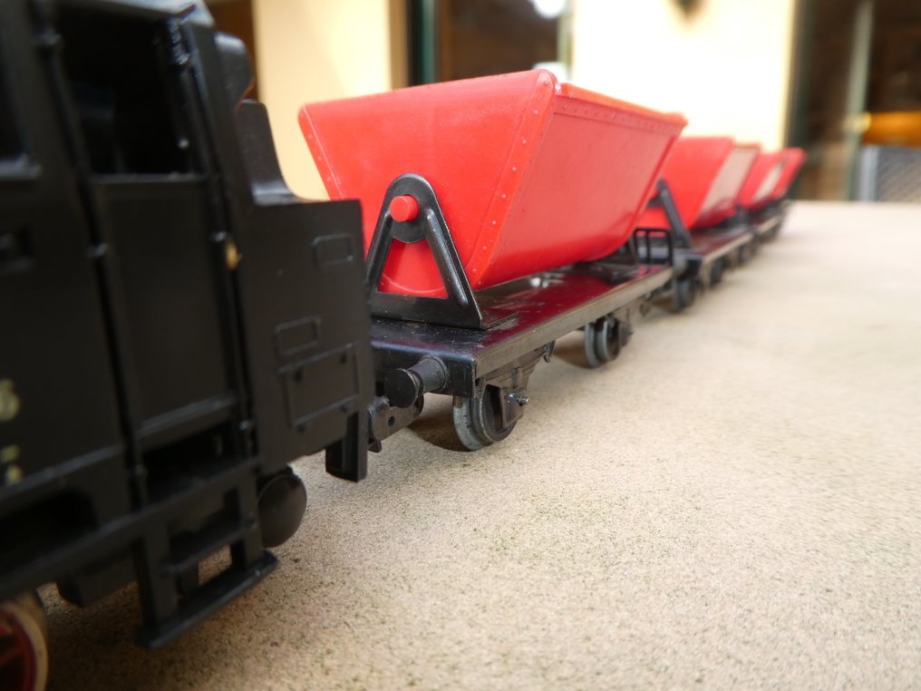 Märklin H0 - 3000/4513 - Set di treni (5) - Treno minerario, locomotiva a tender BR 89 con 4 carri a cassa mobile - DB #2.1