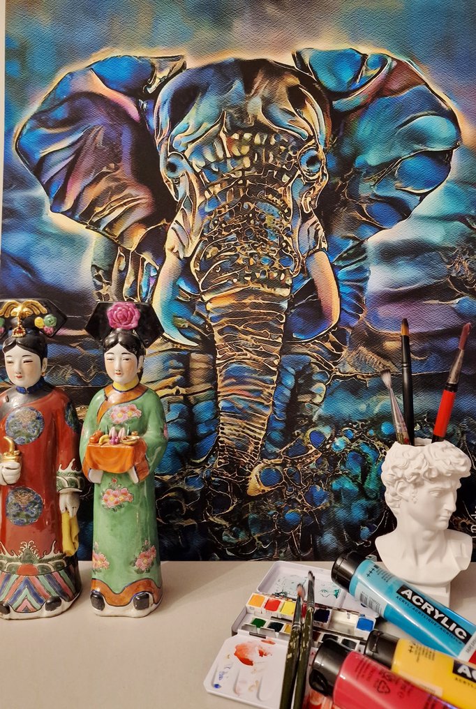 Lea Roche - GOLDISH TRUMP , ELEPHANT - NO RESERVE #2.1