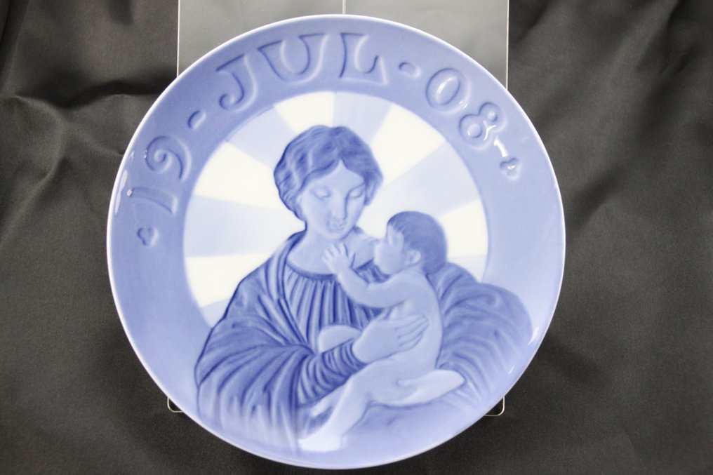 Royal Copenhagen - 盤子 - 瓷器 - 1908年第一款圣诞盘 - 圣母与圣婴 - 极其罕见 #1.0