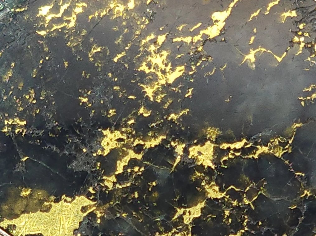 Sans prix de réserve - Broche Or jaune 9K, 30x21 mm, jadeïte noire avec marbre en or, époque victorienne, 7 g, ovale, 1,5" #1.0