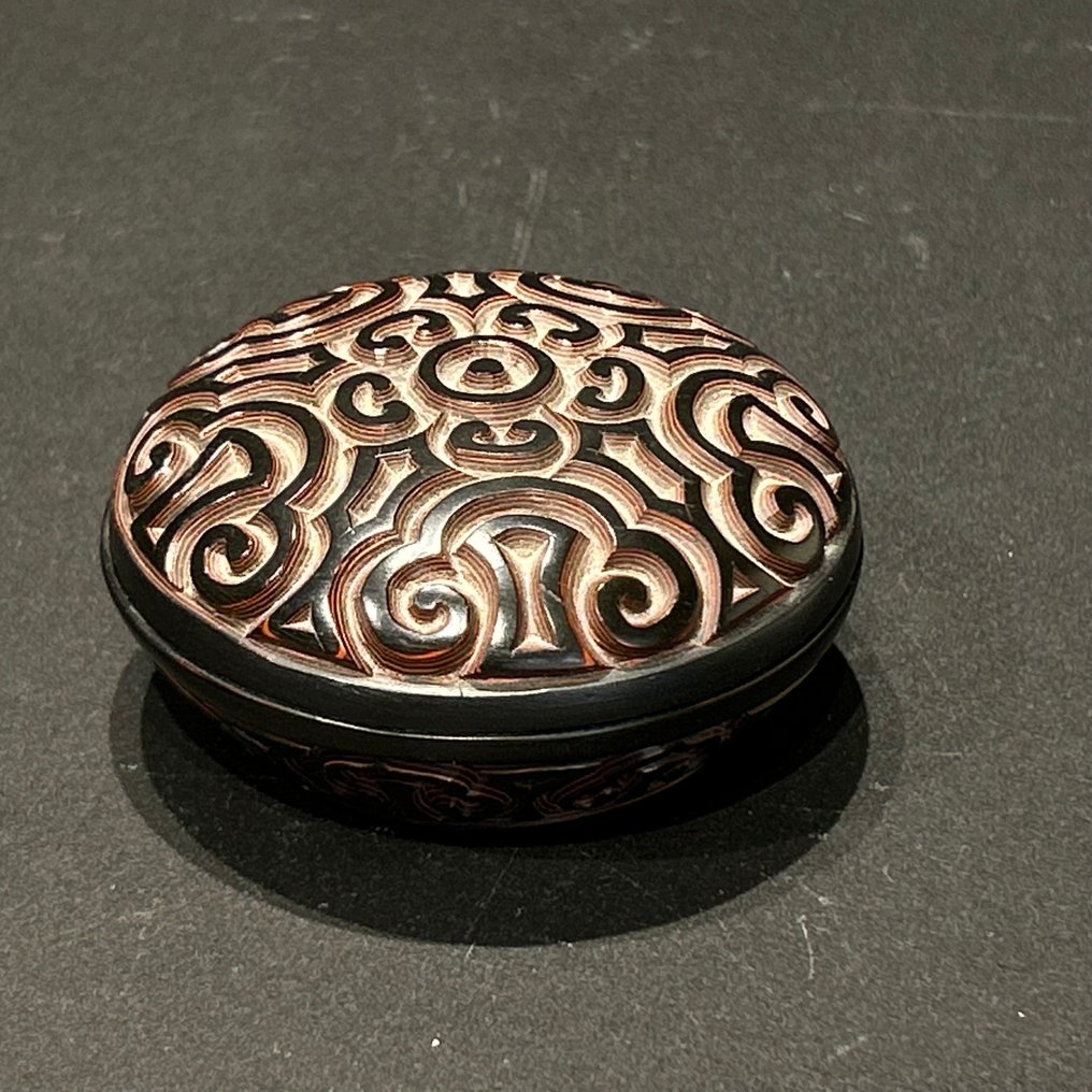 Doboz - Lakik., Bronz - Cinnabar lakkozás #1.0