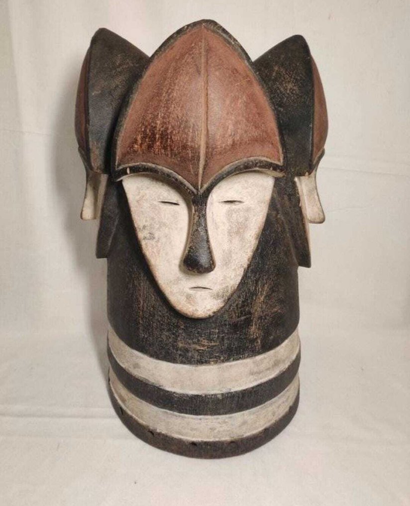 ΕΞΑΙΡΕΤΙΚΗ ΜΑΣΚΑ ΤΕΛΕΤΗΣ FANG NGONTANG - Τιμητικό κράνος Fang NGONGTANG - Fang - Γκαμπόν  (χωρίς τιμή ασφαλείας) #4.3