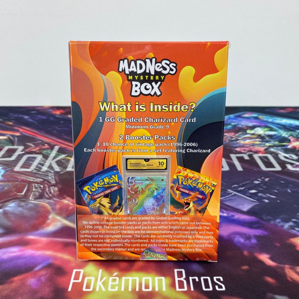 Pokémon Mystery box - Madness Mystery Box - Charizard Graded Card + 2 Boosterpacks - Pokémon #1.0
