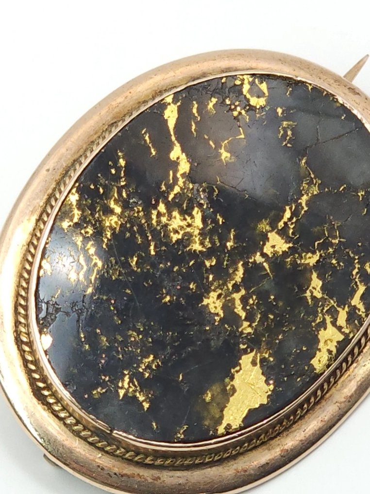Sans prix de réserve - Broche Or jaune 9K, 30x21 mm, jadeïte noire avec marbre en or, époque victorienne, 7 g, ovale, 1,5" #3.2