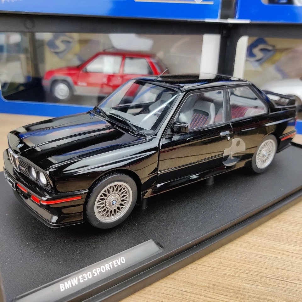 Solido 1:18 - Model samochodu - BMW E30 M3 Sport Evolution #1.0