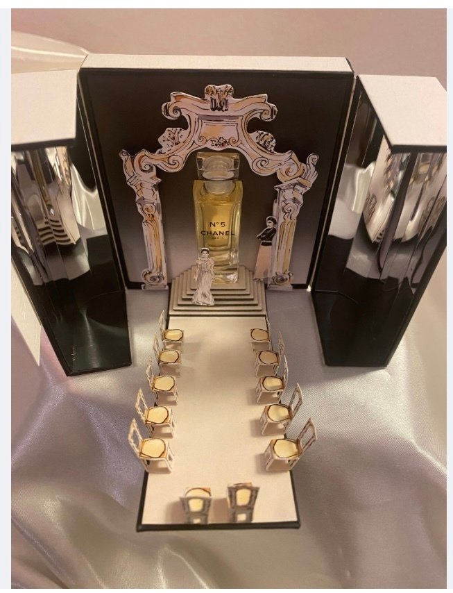 Chanel - 香水瓶 - 玻璃 - Coco Chanel N 5：时装秀！ #3.2