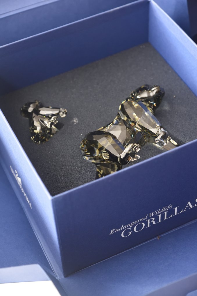 Swarovski - Anton Hirzinger - Statuette, Swarovski SCS 2009 Endangered Wildlife Gorillas 952504 - 6.3 cm - Crystal - 2009 #4.3