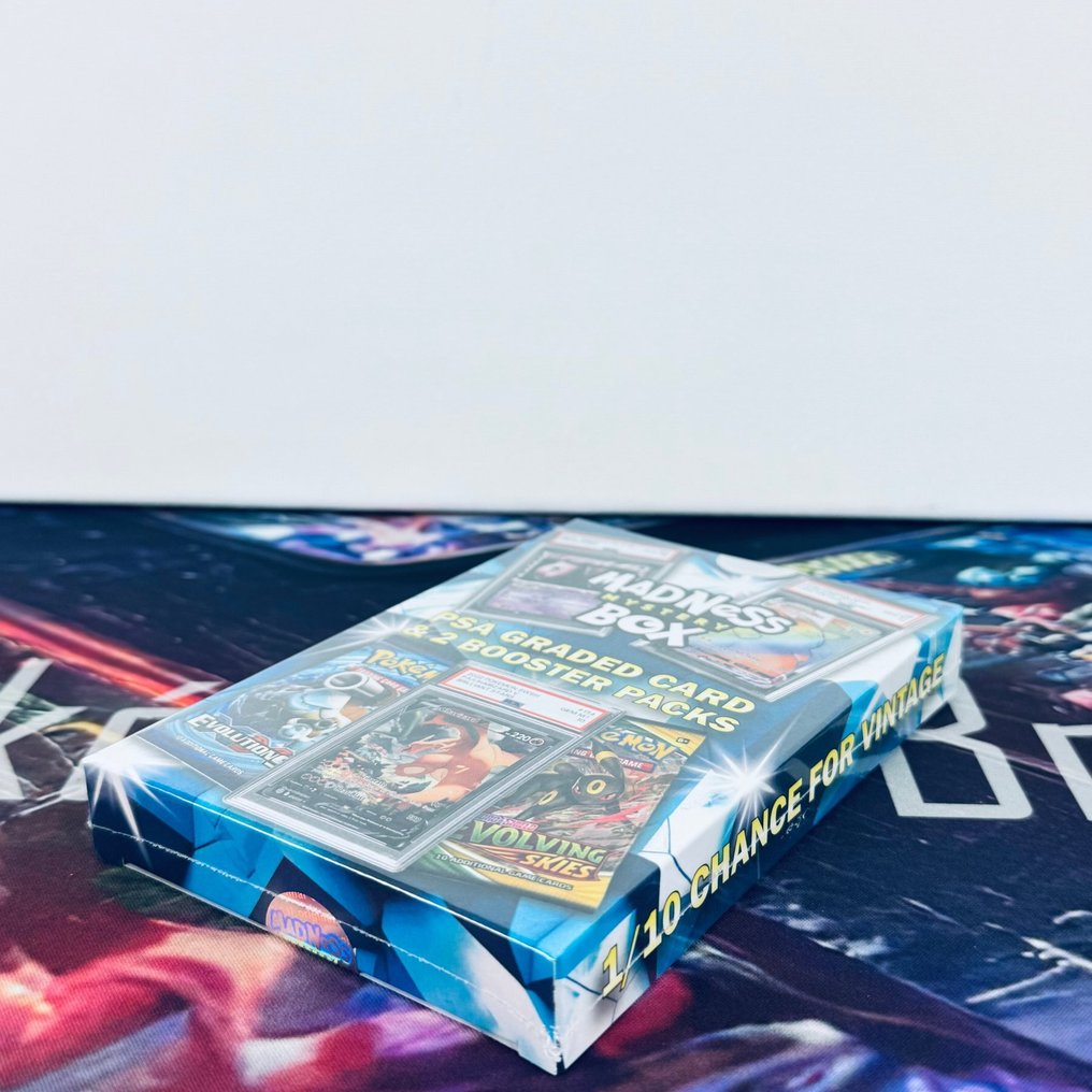 Pokémon Mystery box - Madness Mystery Box - PSA Graded Card & 2 Booster Packs - Pokémon #2.1