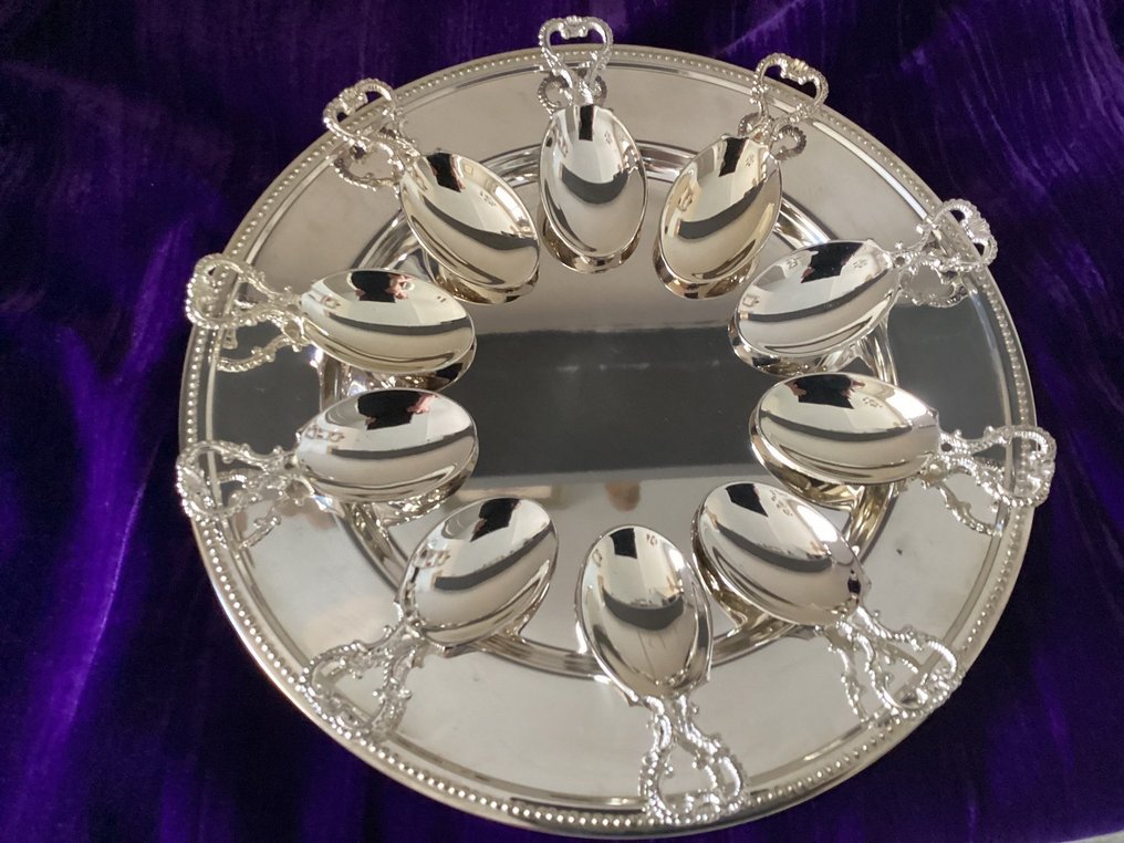 Laddningsplatta - Silverpläterad - 10 amuselepels #1.0