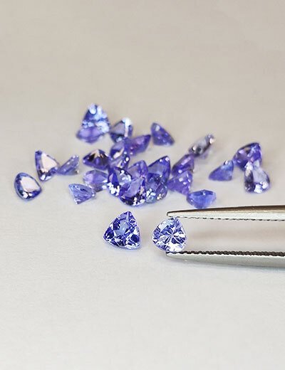 27 pcs  Blau, Violett Tansanit  - 6.40 ct - Antwerp Laboratory for Gemstone Testing (ALGT) #1.0