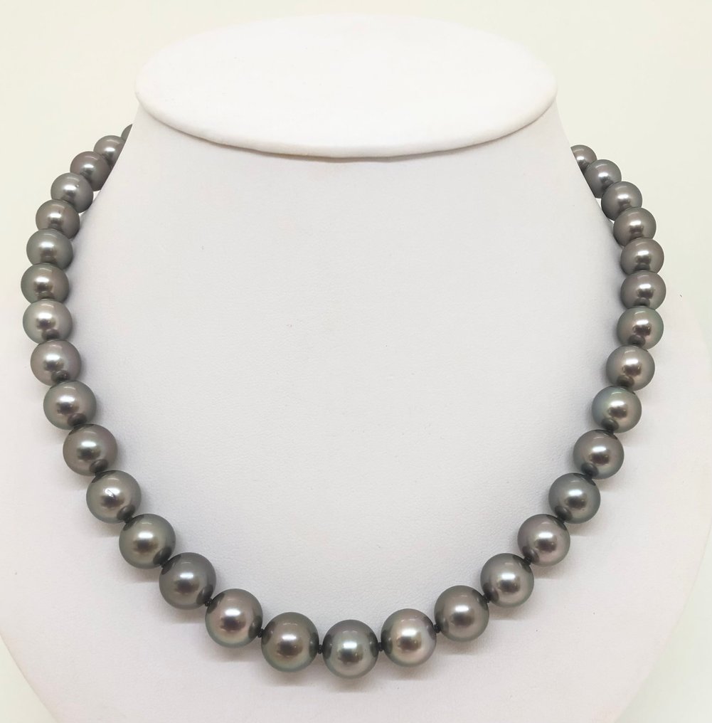 Helminauha Tahitian Round Pearls - hopea 925 lukko #1.0
