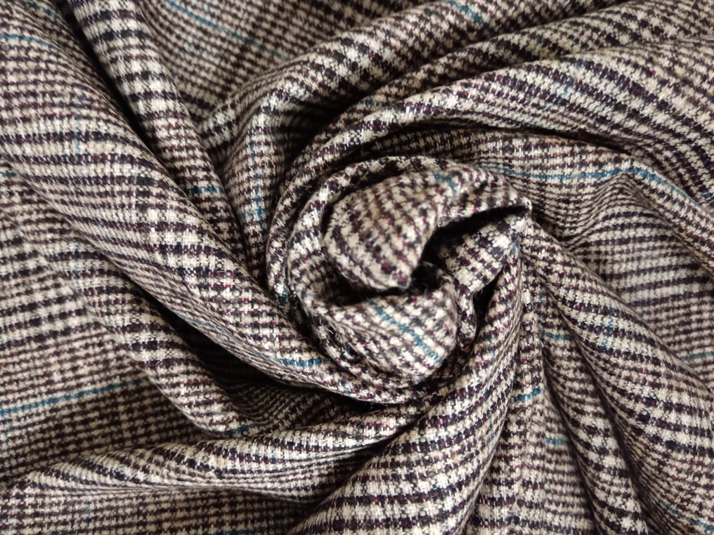 Pure carded virgin wool 100%, measures 5.40x1.50 m - Textile - 5.4 cm - 150 cm - Pure virgin wool, combed. #2.1