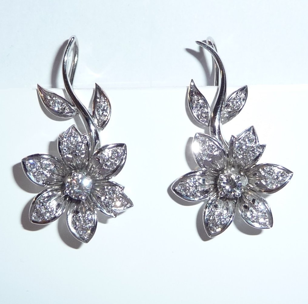 Σκουλαρίκια - 18 καράτια Λευκός χρυσός - 1.00ct. tw. Διαμάντι (Φυσικό) - Μοναδικά σχέδια λουλουδιών #1.0