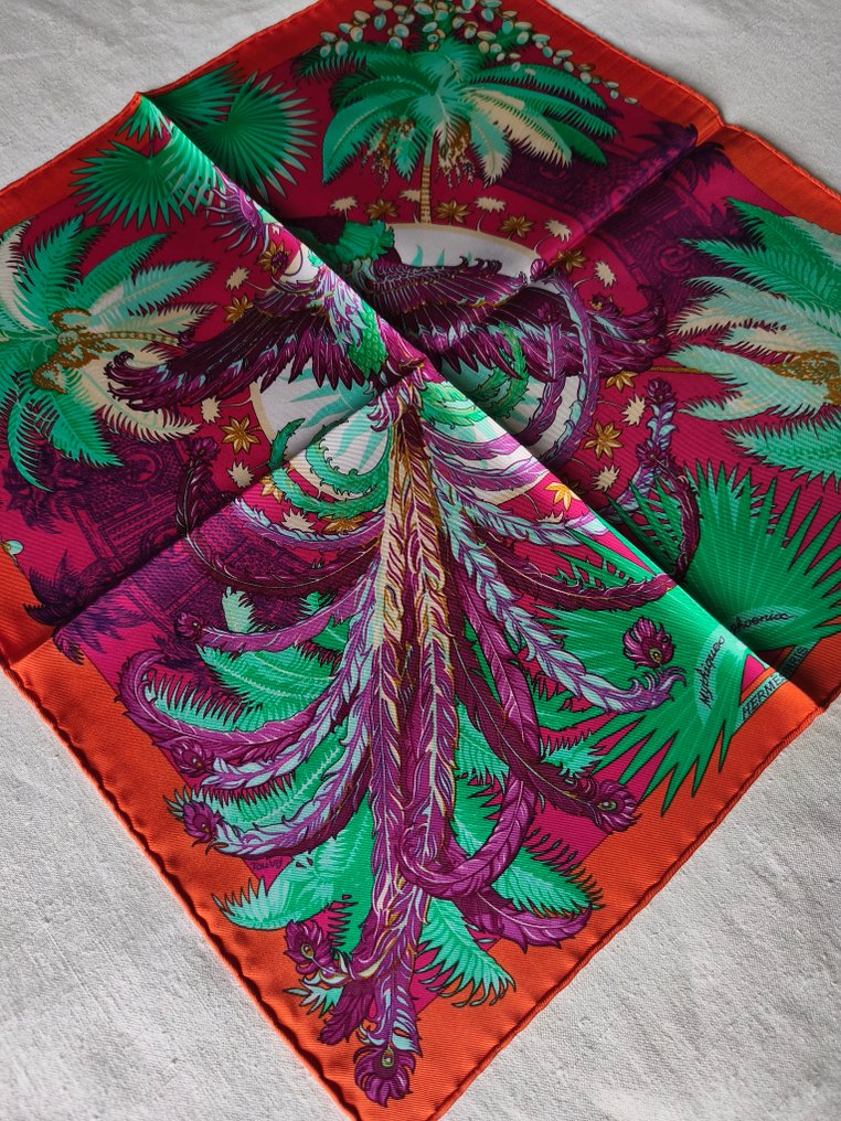 Hermès - MYTHIQUES PHOENIX by Laurence Bourthoumieux. Gavroche - Foulard #4.3