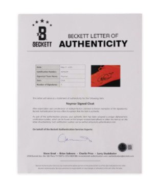 Brasil - Neymar - Signed Nike Boot - With Certificate of Authenticity  #4.3