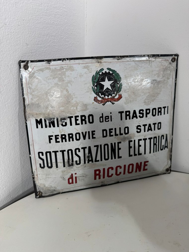 Υπουργείο Μεταφορών, Σιδηρόδρομοι του Κράτους, Υποσταθμός Ηλεκτρικής Ενέργειας στη Ρίτζιονέ - Πινακίδα - Μέταλλο, Σμάλτο #2.1