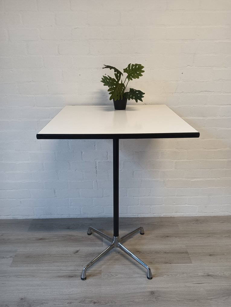 Vitra - Charles & Ray Eames - Table - wood, metal #4.3