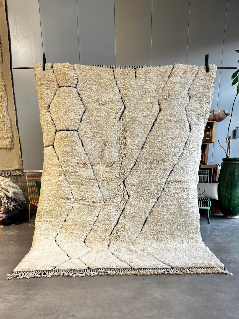 Μουρίτ χαλί από λευκό μαλλί Μαρόκου - Μαροκινό χαλί Μπερμπέρ Μενι Ουραιν - Χαλί - 300 cm - 200 cm - Χειροποίητο χαλί #1.0