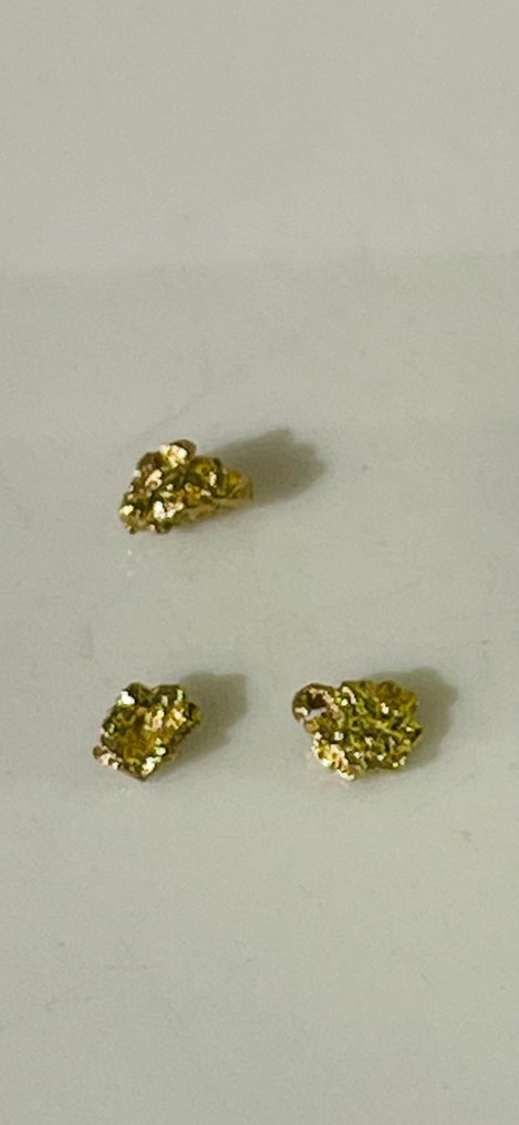 金 贵金属块- 0.37 g - (3) #1.0