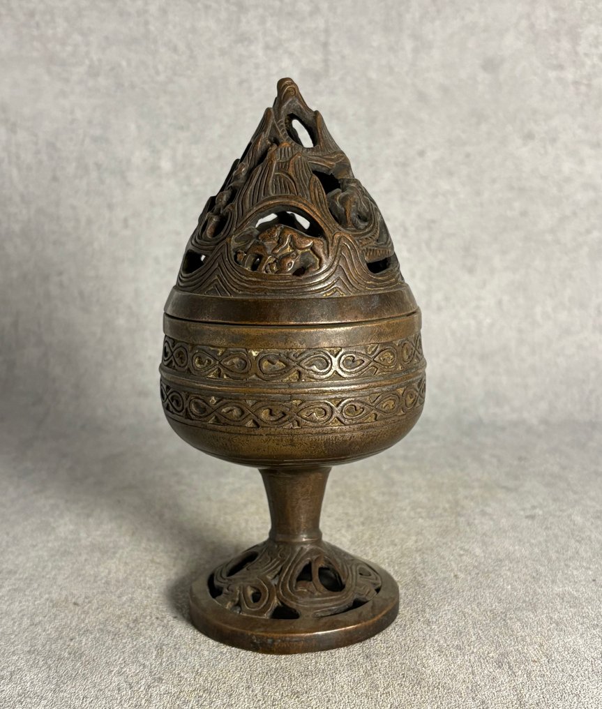 Stor kinesisk røkelsesbrenner. - Bronse - Kina - Sent på 1900-tallet #1.0