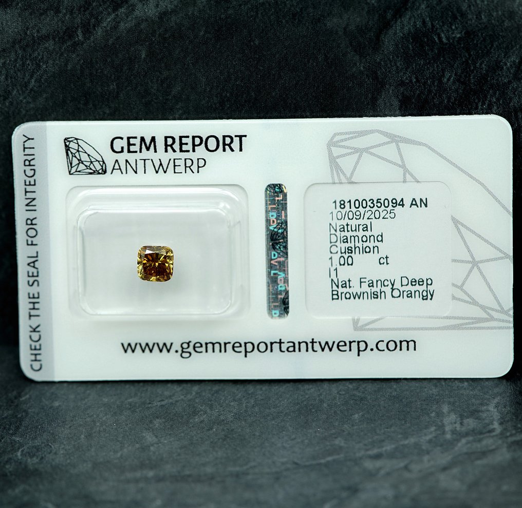 1 pcs Diamant  (Natuurlijk gekleurd)  - 1.00 ct - Cushion - Fancy deep Bruinachtig, Oranjeachtig Geel - P1 - Gem Report Antwerp (GRA) #1.0