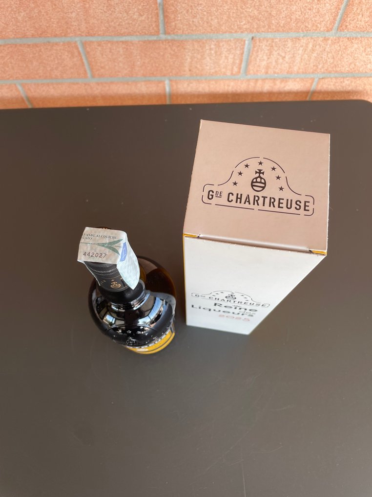 Chartreuse - Reine des Liqueurs   - b. 2025  - 70cl #4.3