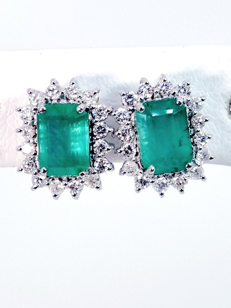 Boucles d'oreilles - 18 carats Or blanc Émeraude - Diamant #1.0