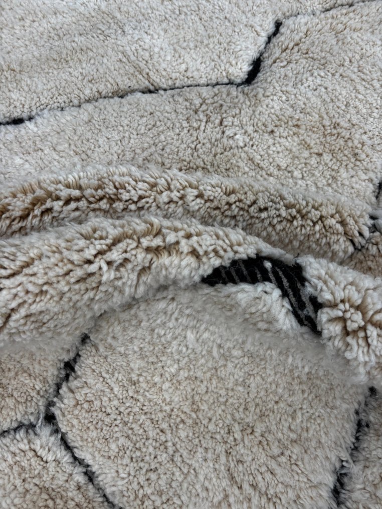 Μουρίτ χαλί από λευκό μαλλί Μαρόκου - Μαροκινό χαλί Μπερμπέρ Μενι Ουραιν - Χαλί - 300 cm - 200 cm - Χειροποίητο χαλί #1.0