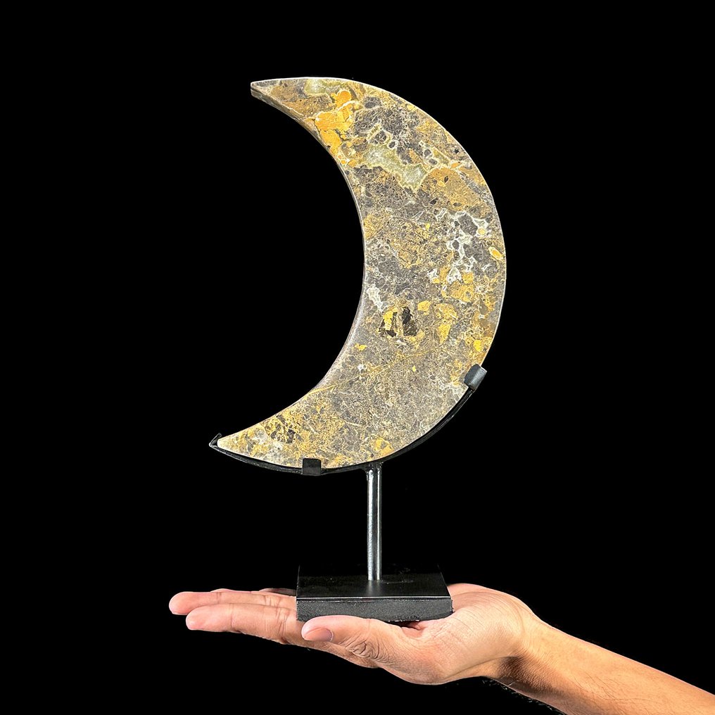 NO RESERVE PRICE - Wonderful Yellow Maligano Jasper- Crescent Moon-shaped on a custom stand - Height: 28 cm - Width: 16 cm- 1800 g - (1) #1.0