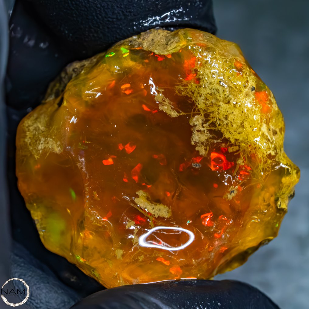 Sjælens ild – Den strålende crystal opal 122,75 karat- 24.55 g #3.2