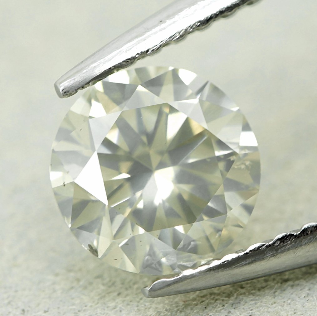 1 pcs Διαμάντι (Φυσικού χρώματος) - 0.90 ct - Στρογγυλό - Faint Κιτρινωπό Γκρίζο - SI2 - Gem Report Antwerp (GRA) #1.0
